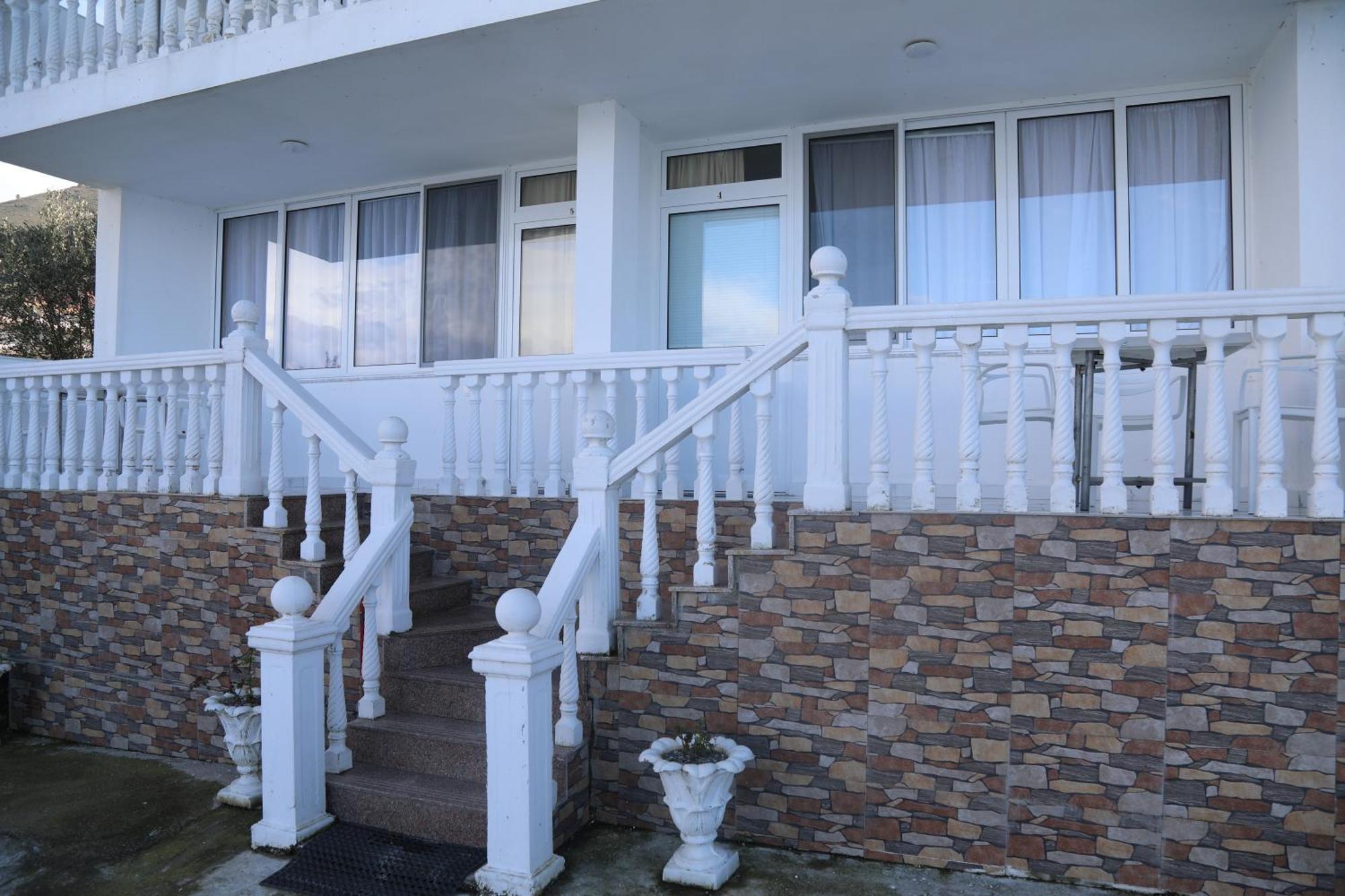 Lakefront House Shiroka Exterior photo
